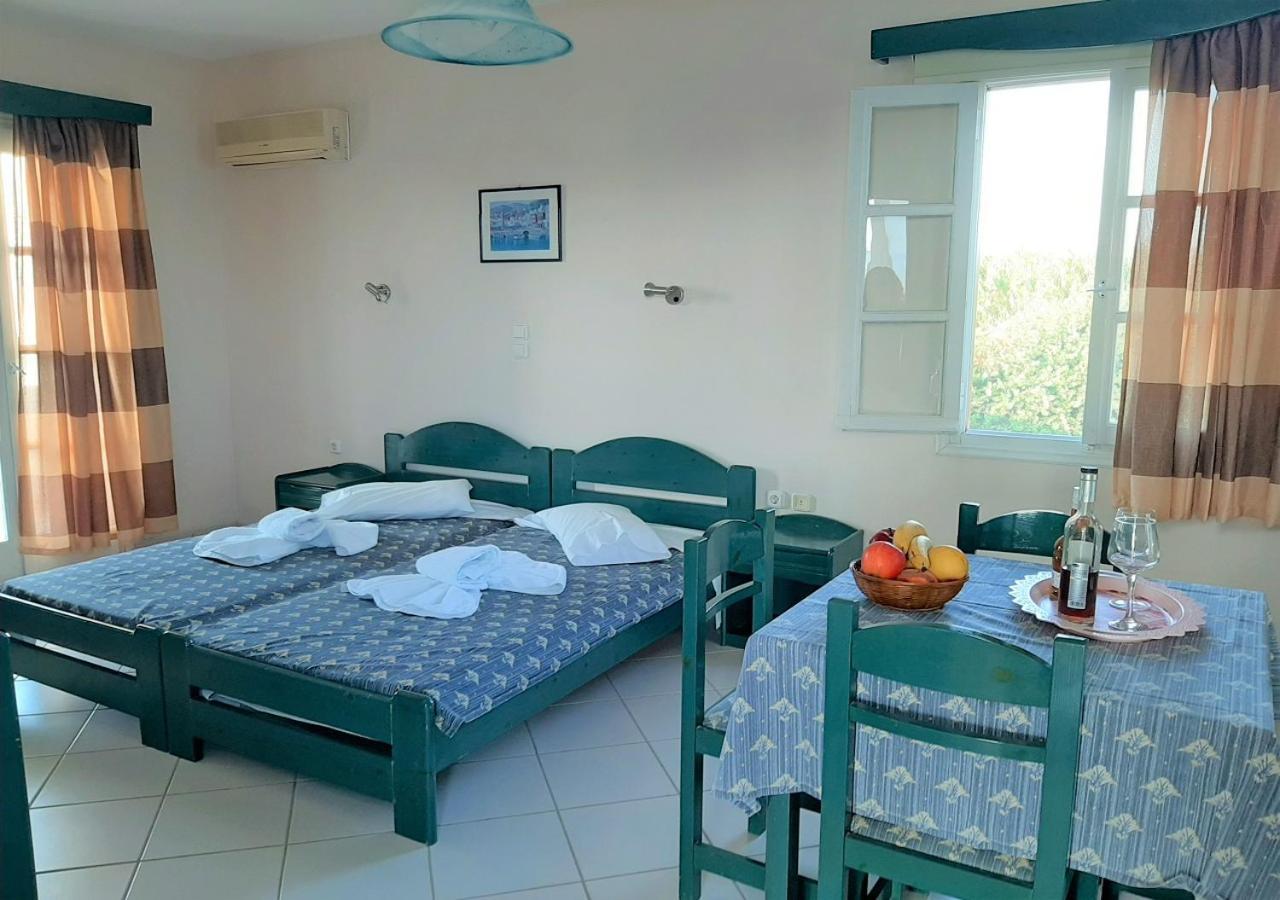 Joanna'S Rooms On The Beach Pláka Екстериор снимка